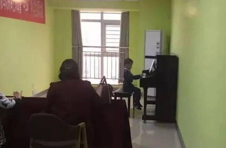 音符承载梦想，旋律奏响希望|：劁鸷邮械谌靎un88乐天堂钢琴艺术周完美落幕