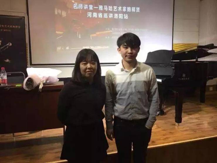 【报道】读谱与琴谱版本的选择|fun88乐天堂艺术家鲍释贤大师班洛阳站圆满结束。诤悠担